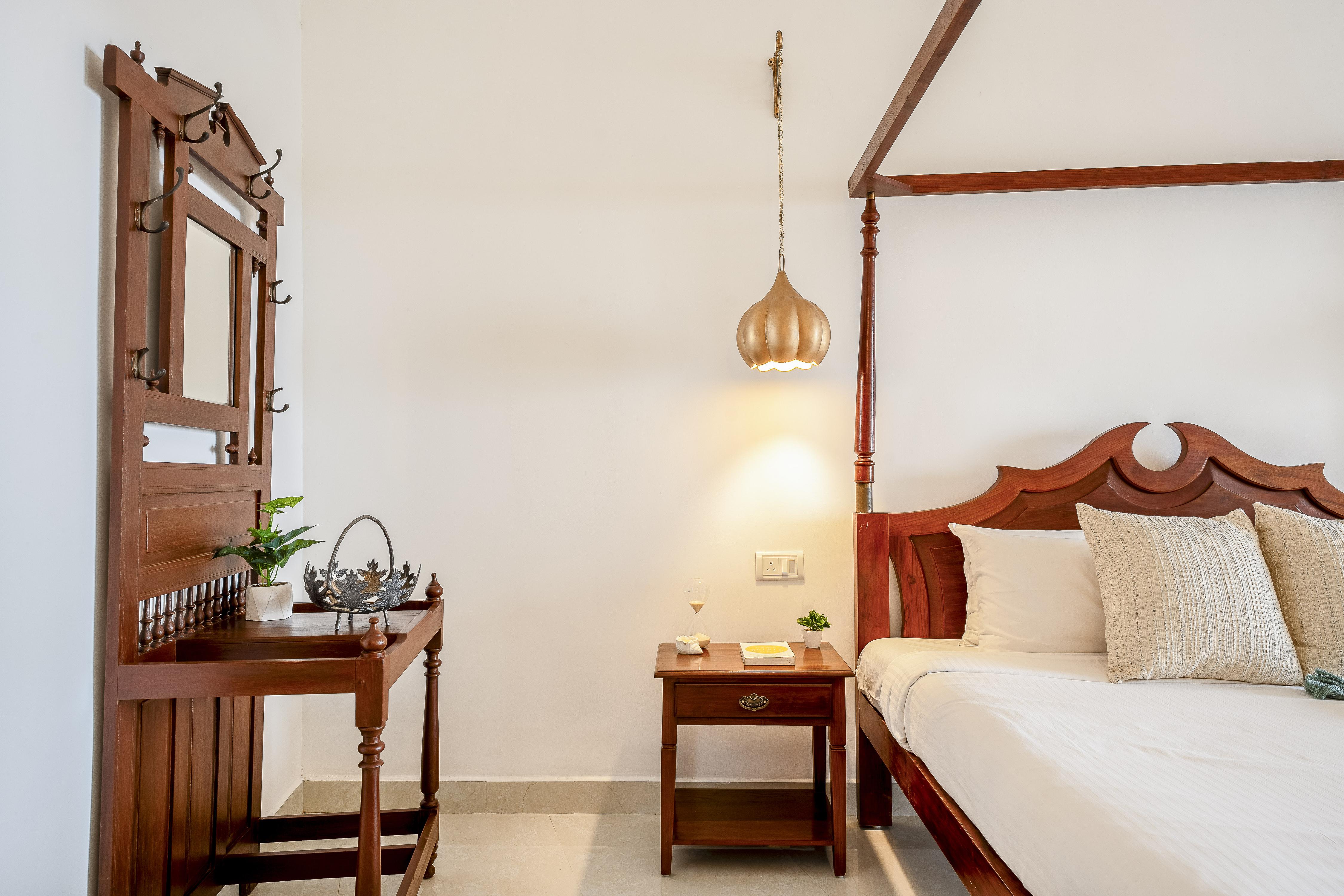 Staymaster Casa Rysa -Sea View 3BHK-5 Star Service - Tap to explore photos