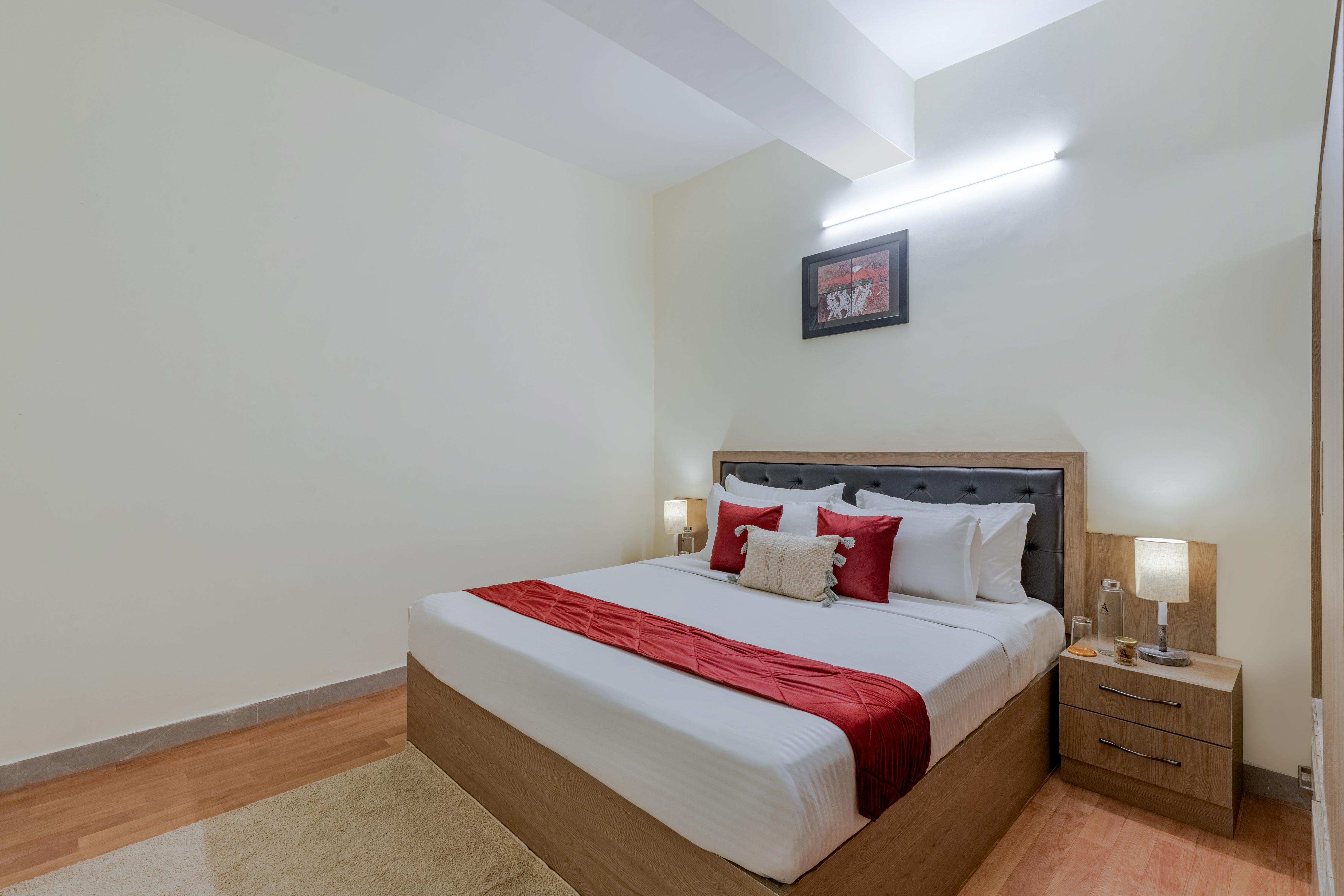 Casa 2 BHK Pet Friendly Homestay with Garden & Outdoor Lounge - Tap to explore photos