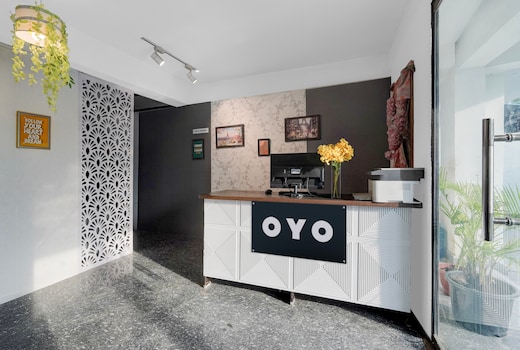Hotel O Moksh