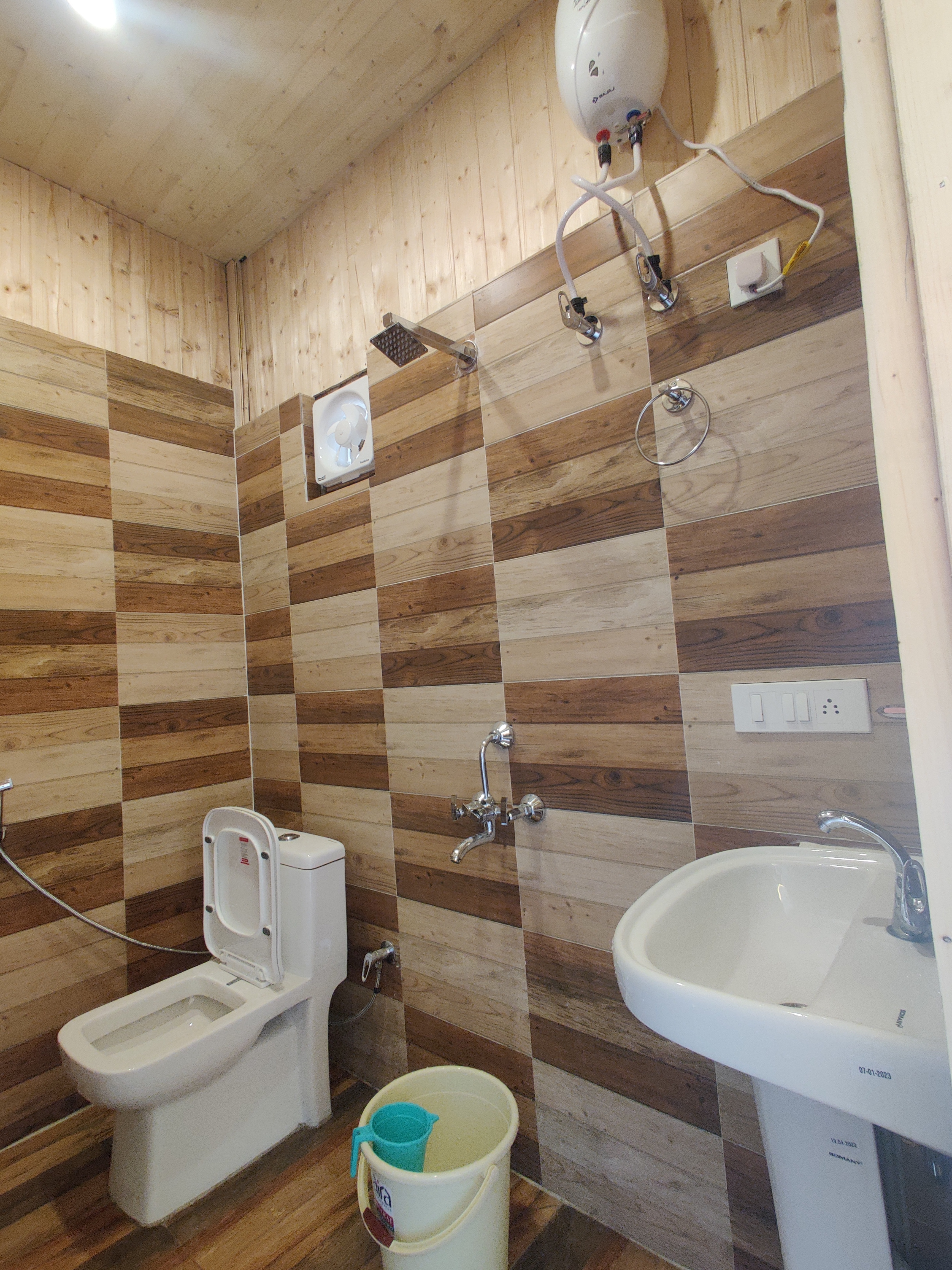 Jai Badrivishal homestay and restaurant - Tap to explore photos