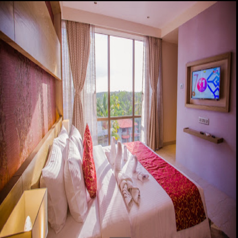 Hotel Grand Kadamba - Tap to explore photos