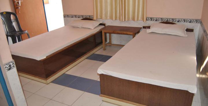 Prince Guest House Kushinagar - Tap to explore photos