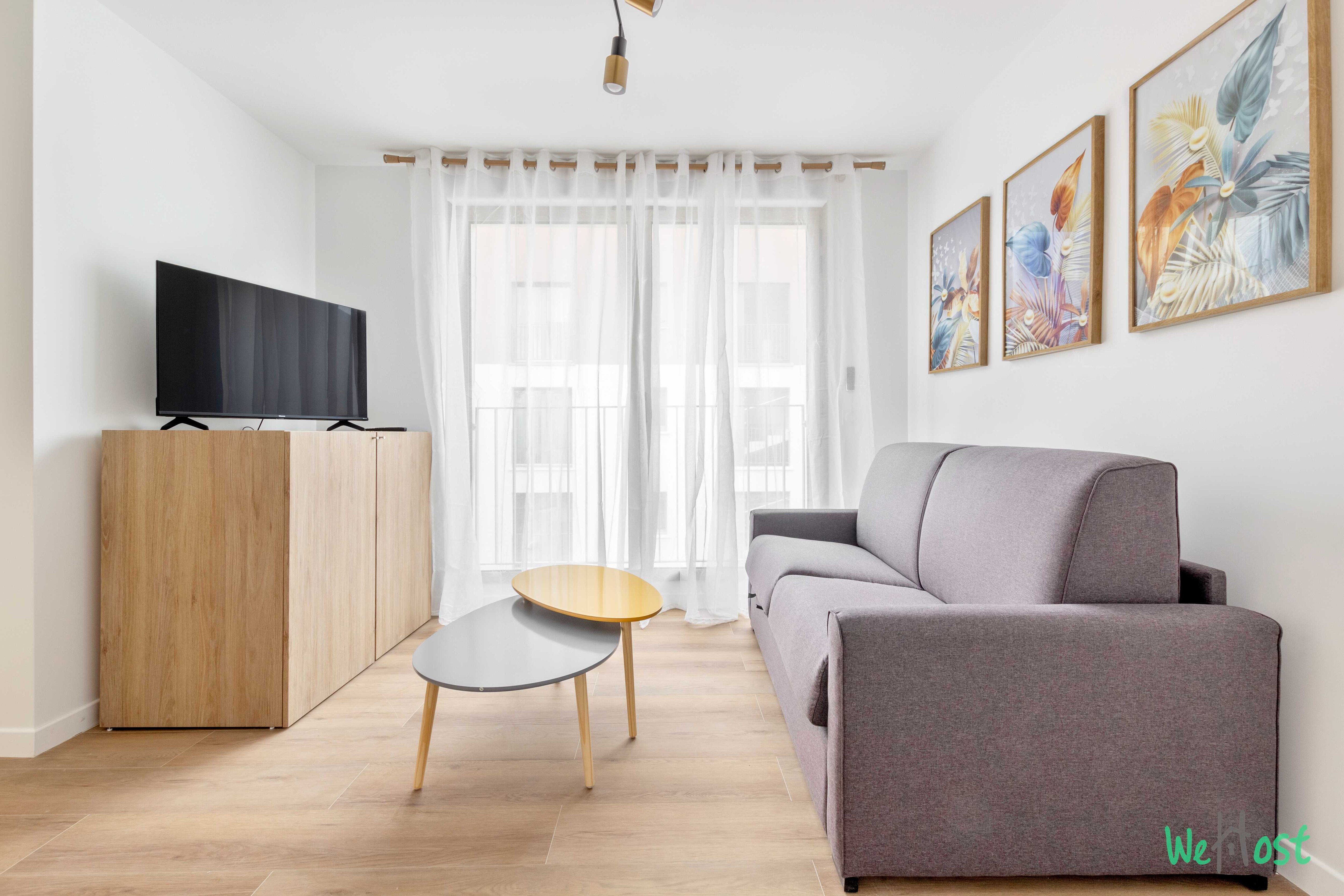Bright apt with balcony -6P-Proche Disney/Paris - Tap to explore photos