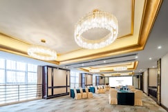 Crowne Plaza Zhengzhou, an IHG Hotel, Kaifeng