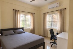 Jeddy's Den, Bangalore