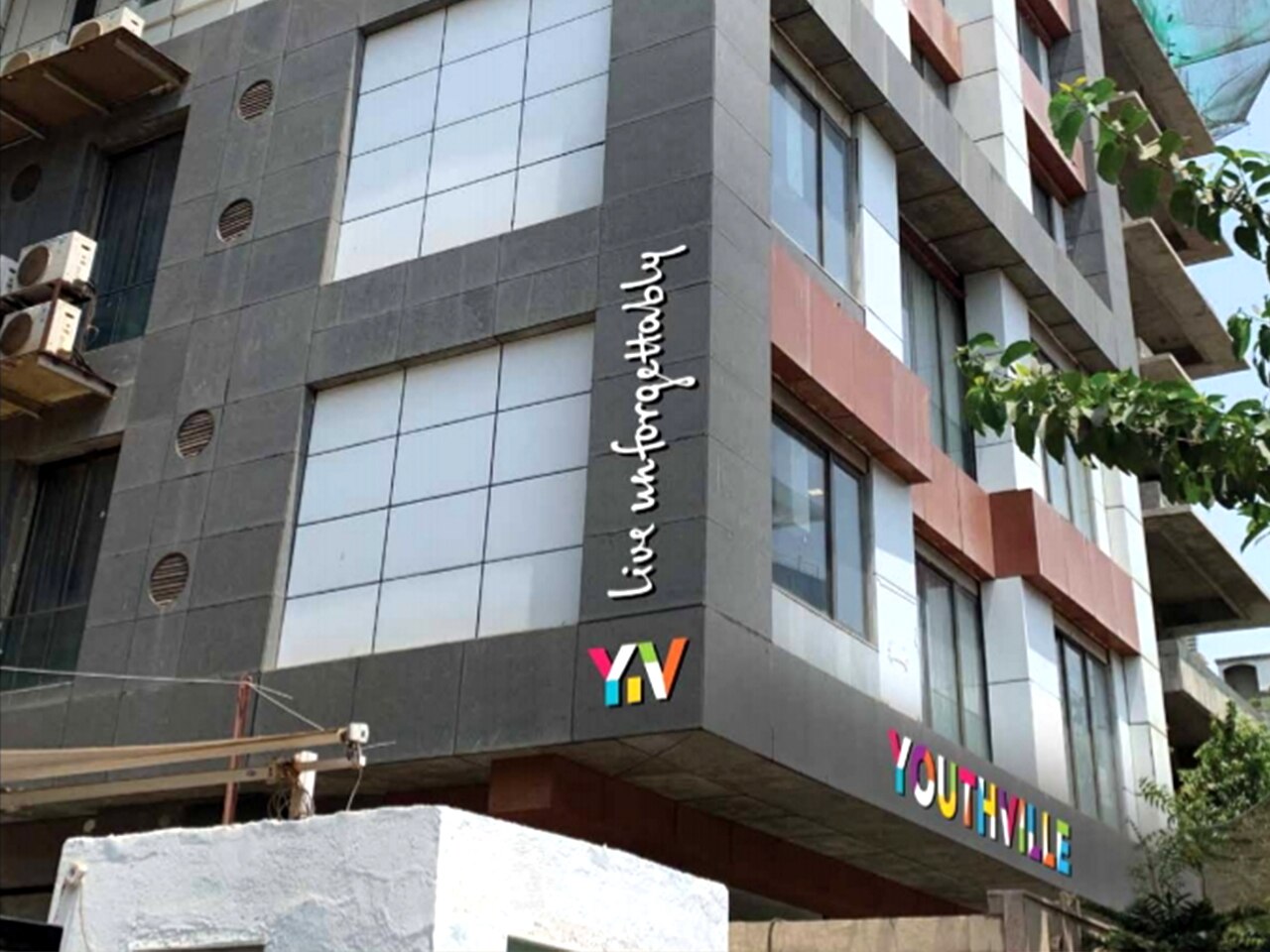 Youthville Serviced Accommodation Juhu Best Rates On Mumbai Hotel Deals Reviews Photos