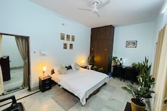 Indira guest house, Varanasi