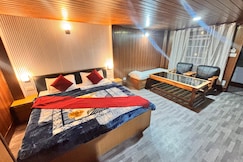 P SQUARE HOTEL (CAFE RESTRO & STAY), Koshi