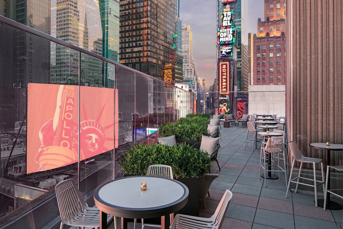 New York Marriott Marquis - Tap to explore photos