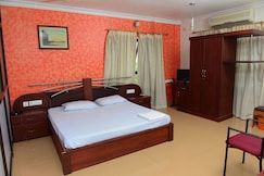 Mascot Paradise City Hotel, Kannur