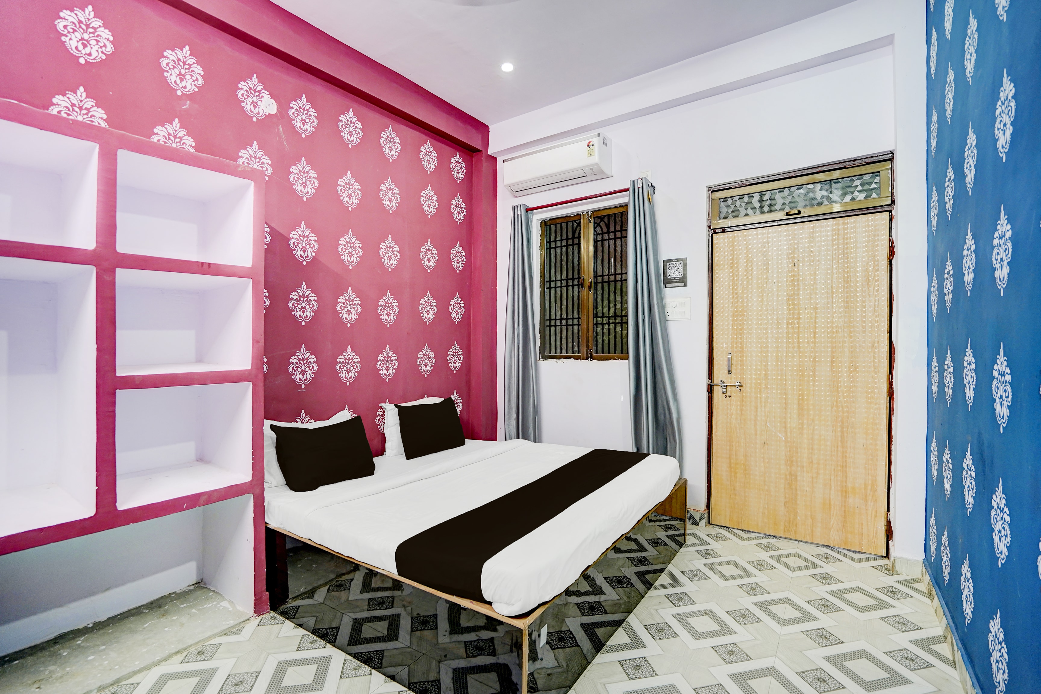 Hotel O City 99 Stay Inn Sarnath station - Tap to explore photos