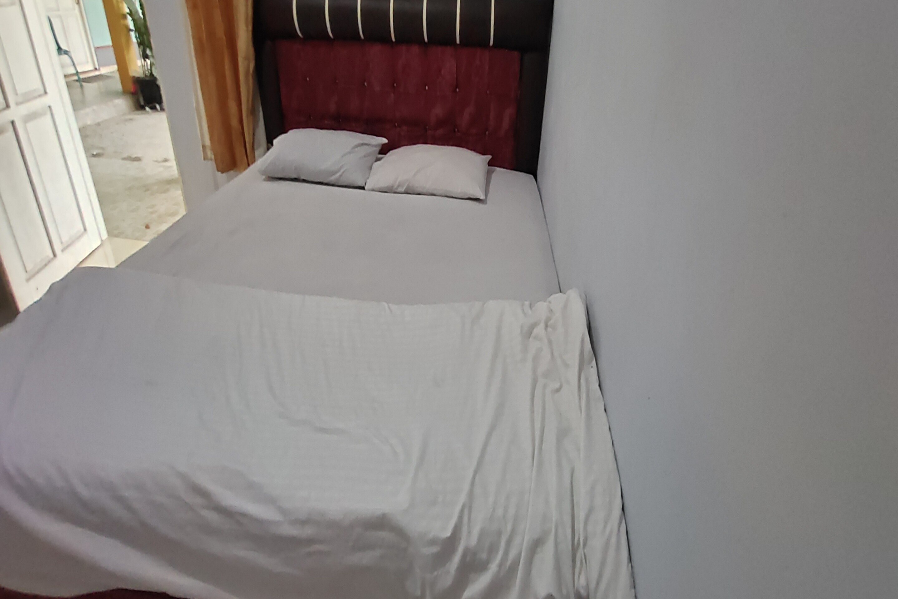 OYO 93764 Homestay Citra - Tap to explore photos