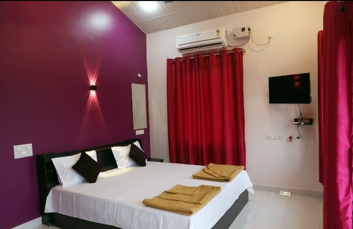 Classic Anand Bungalow-IMPERIAL SUITE 1