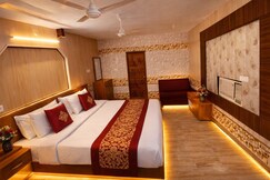 Tripathi's Rampath Inn Ayodhya / Near Rammandir, Ayodhya