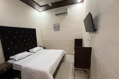 Hotel O Park's Hotel, Budaun