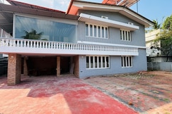 Grey Oasis | 1km from Vadakumnathan Temple, Thrissur