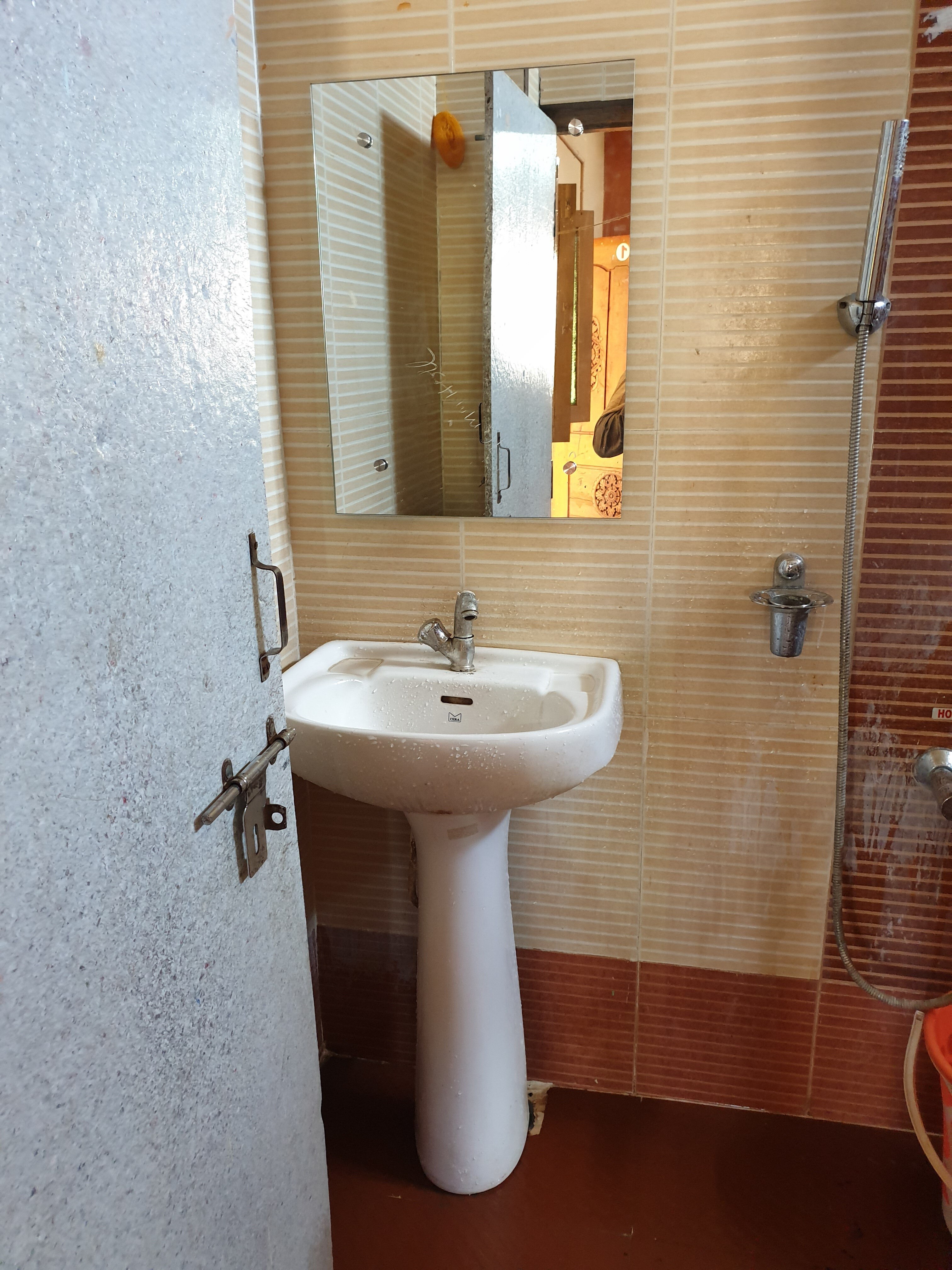 UMA HOMESTAY - Tap to explore photos