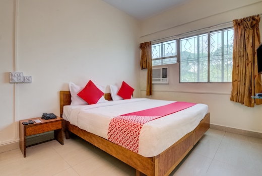 Hotel O Kamini