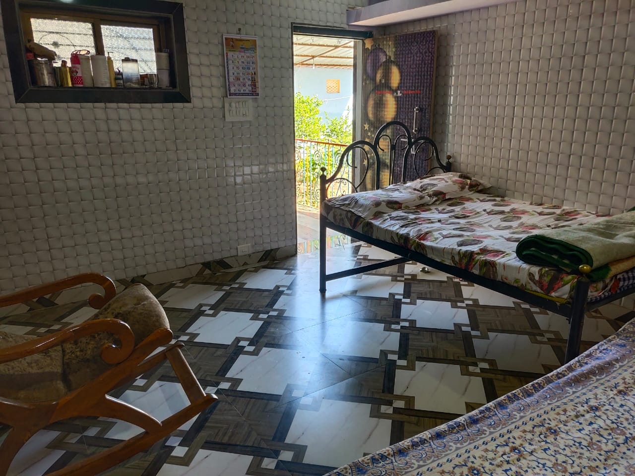 Swara Guest House - Tap to explore photos