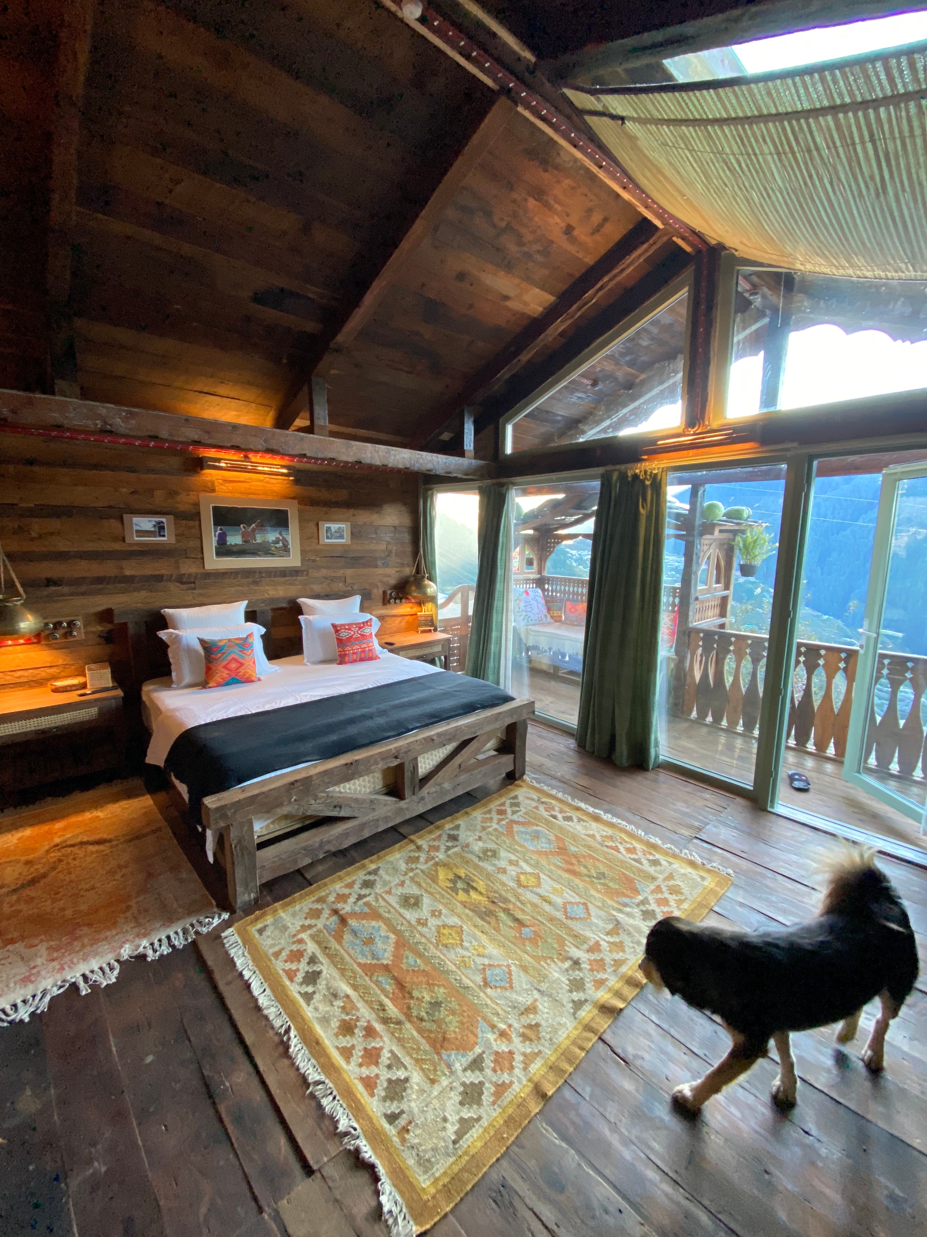 Doghri | A luxury one room cottage at MeenaBagh Ratnari - Tap to explore photos