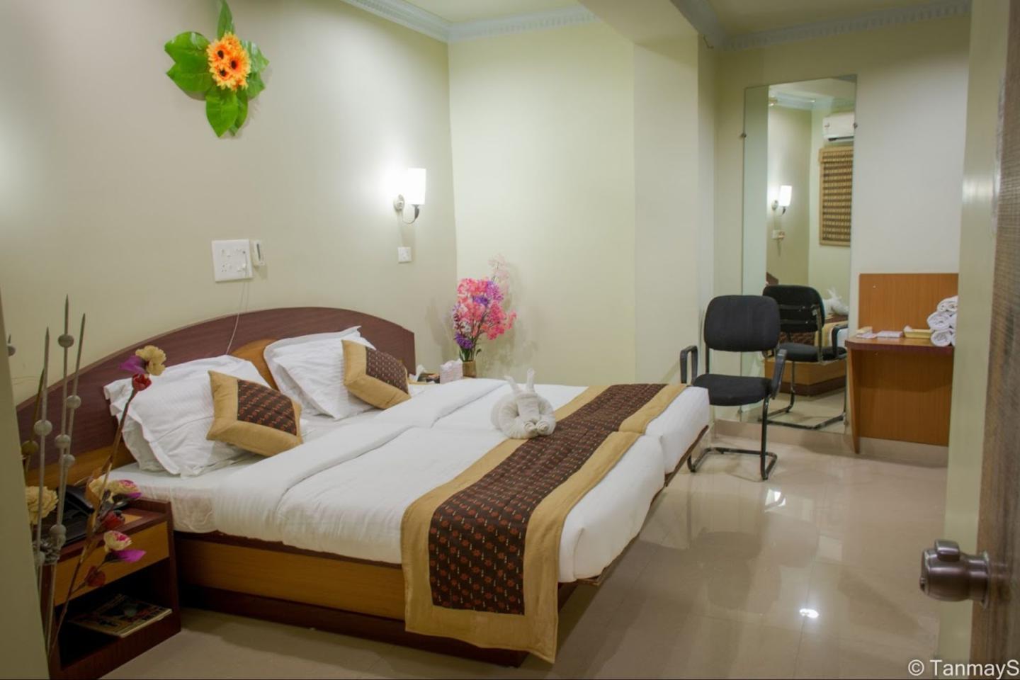 Vora Corporate Inn - Tap to explore photos
