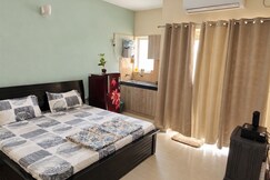 Radha Krishna Satvik Home, Vrindavan