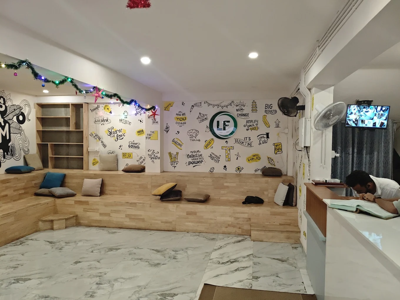 LF Hostel near KSRTC Stand, Calicut (Kozhikode)