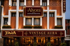 HOTEL ALVORA, Kharar