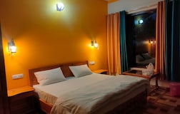 Corner double rooms with beautiful mountain view