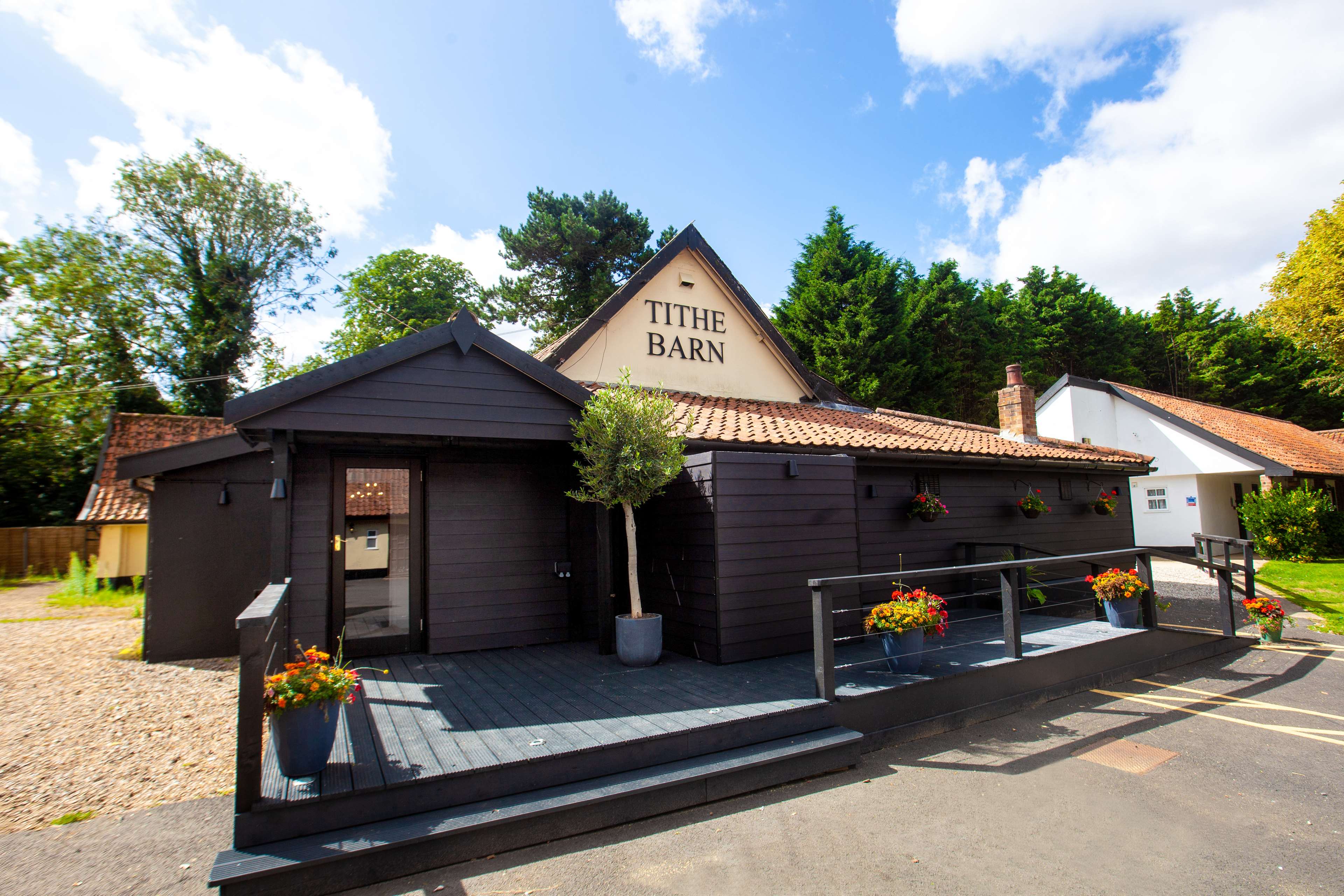 Best Western Brome Grange - Tap to explore photos