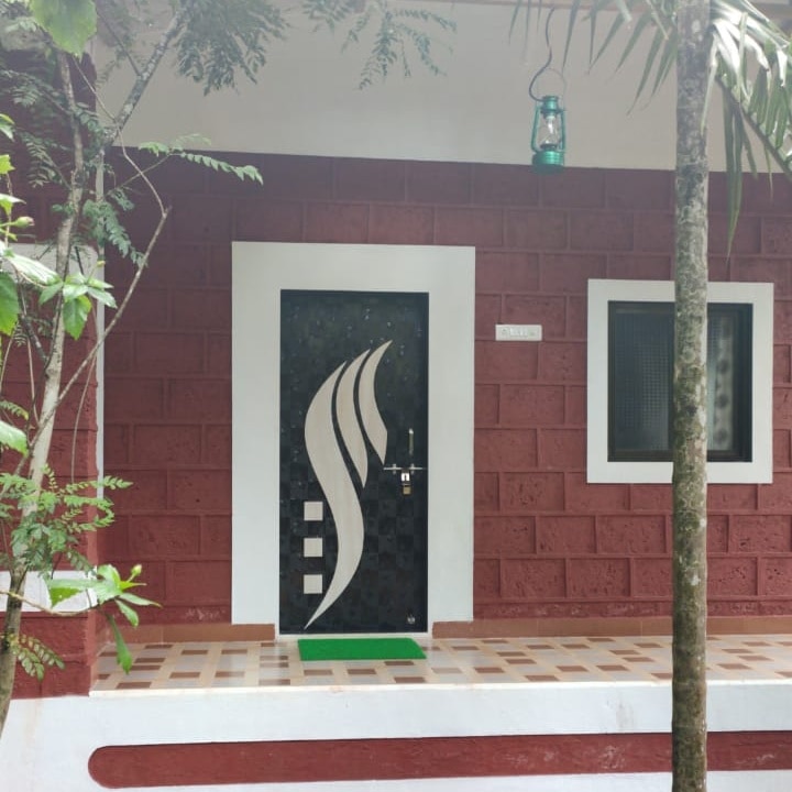 Anurag Family Cottage - Tap to explore photos