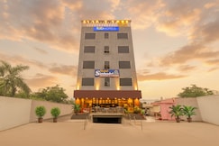 FabHotel Simhadri Grand-Nr Khammam Railway Station, Khammam