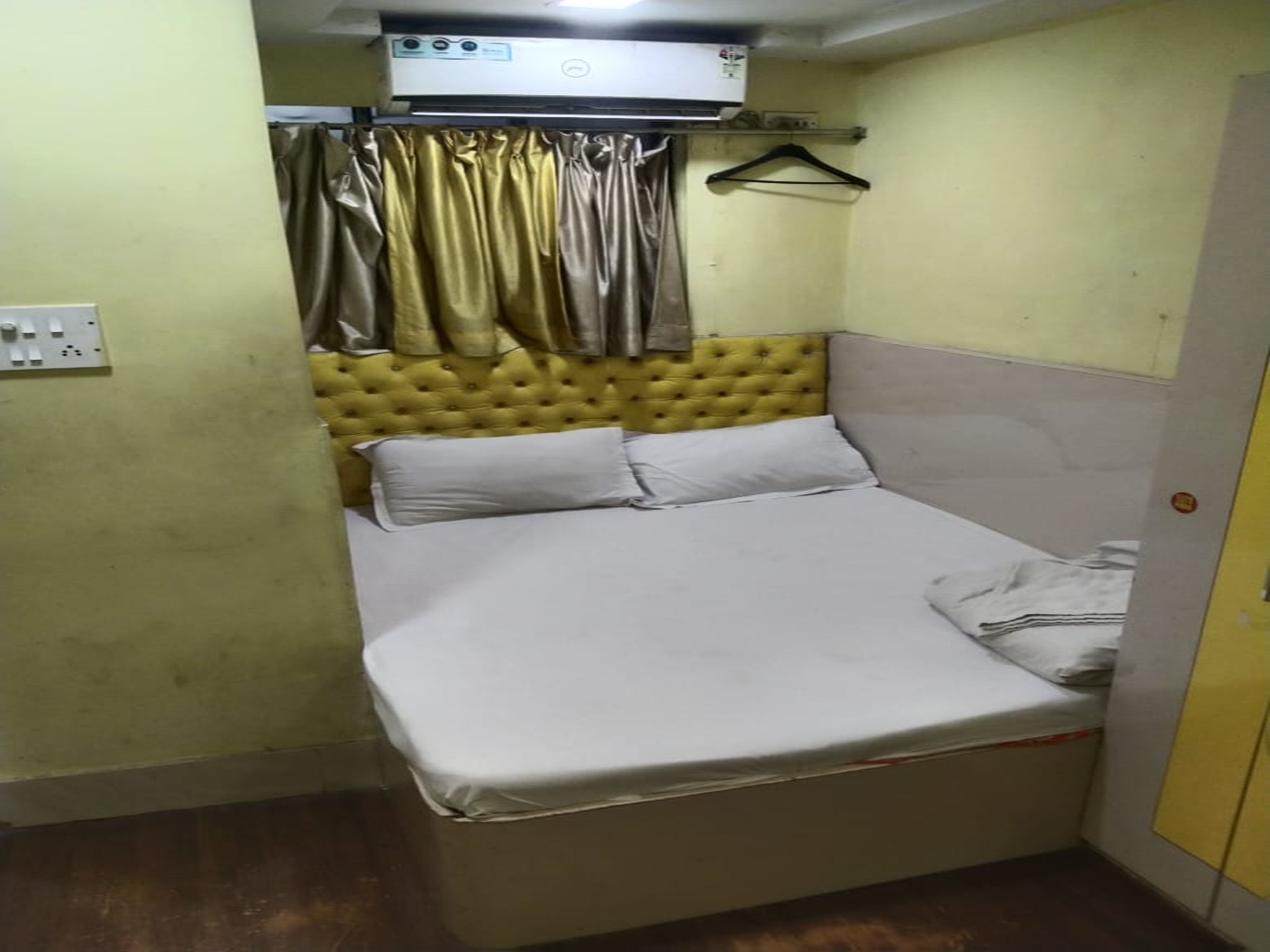 Hotel shikha inn - Tap to explore photos