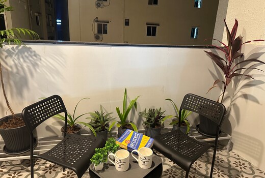 Samriddhi Stay | 2BHK Near US Consulate | AC