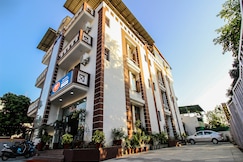 Hotel Galaxy @ 200m from Railways Station, Dehradun