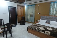 Radhika Palace, Ayodhya