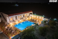 StayVista at The Sunlounger, Phulera