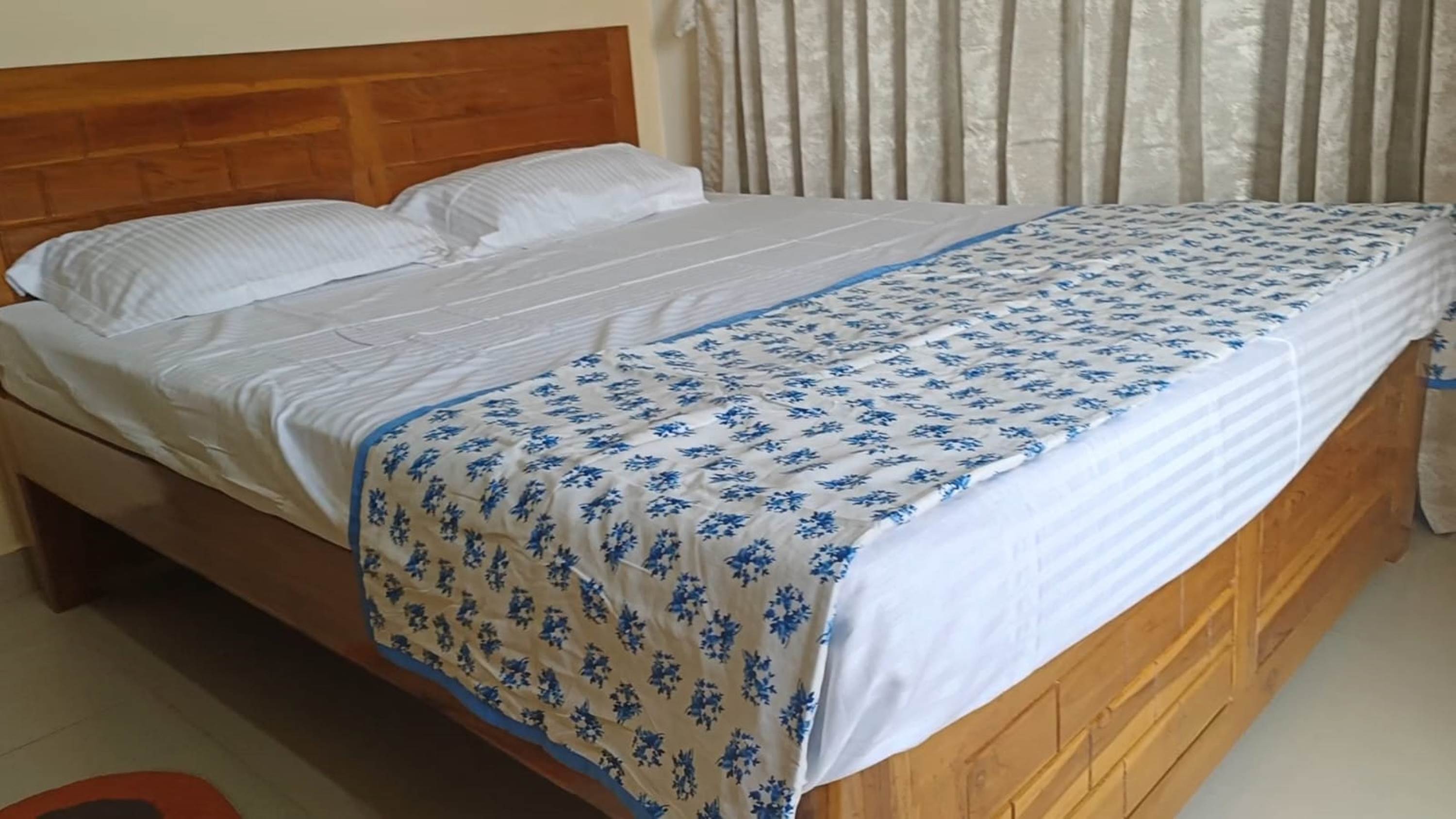 Premium Room 1