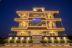 Via Shubh Palace, Vrindavan