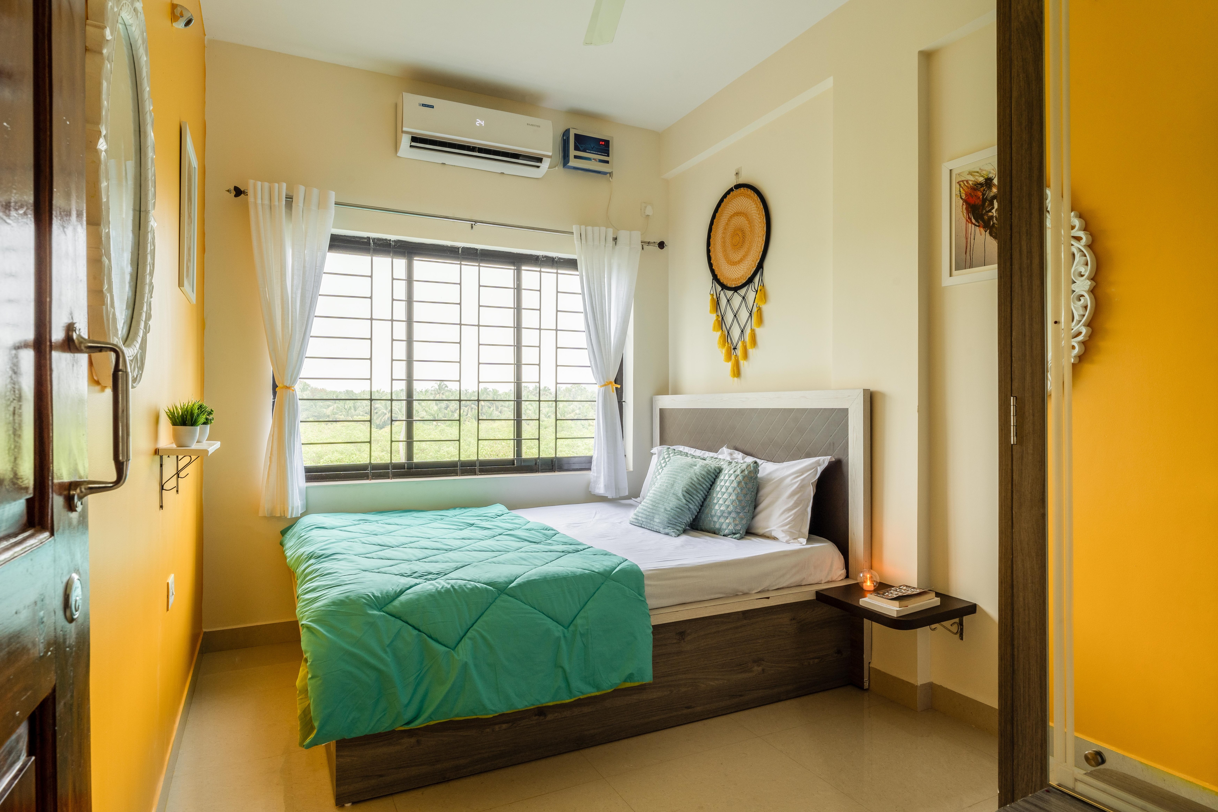 Mustard House Vibrant 1BHK with Amazing Forest View - Tap to explore photos