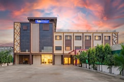 FabHotel Palm Bliss, Unnao