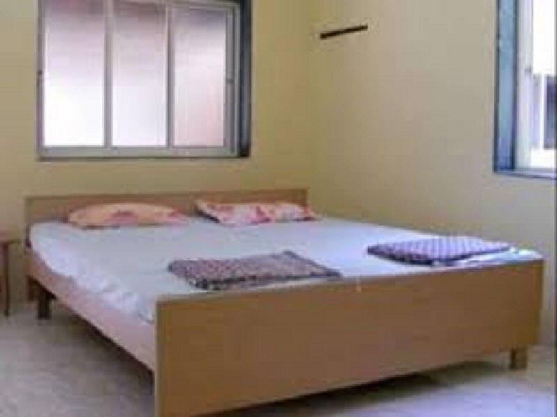 Supreme Deluxe Dormitory - Tap to explore photos