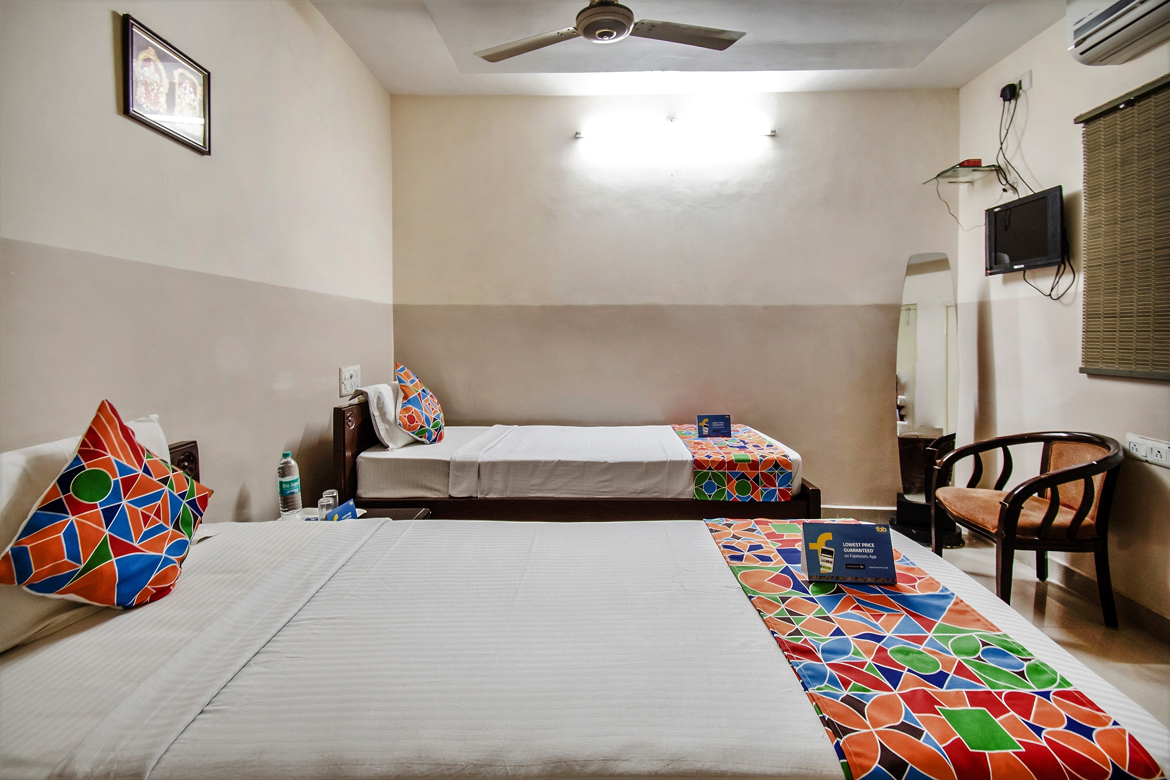 FabHotel Aditya Yatri Nivas - Nr. Tirupati Railway Station - Tap to explore photos
