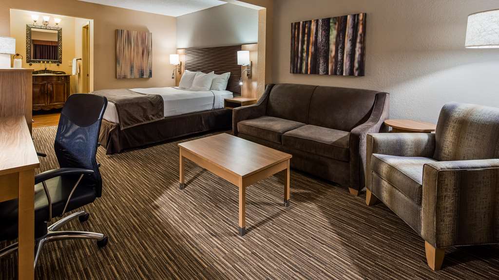 Best Western Plus Landing View Inn & Suites - Tap to explore photos