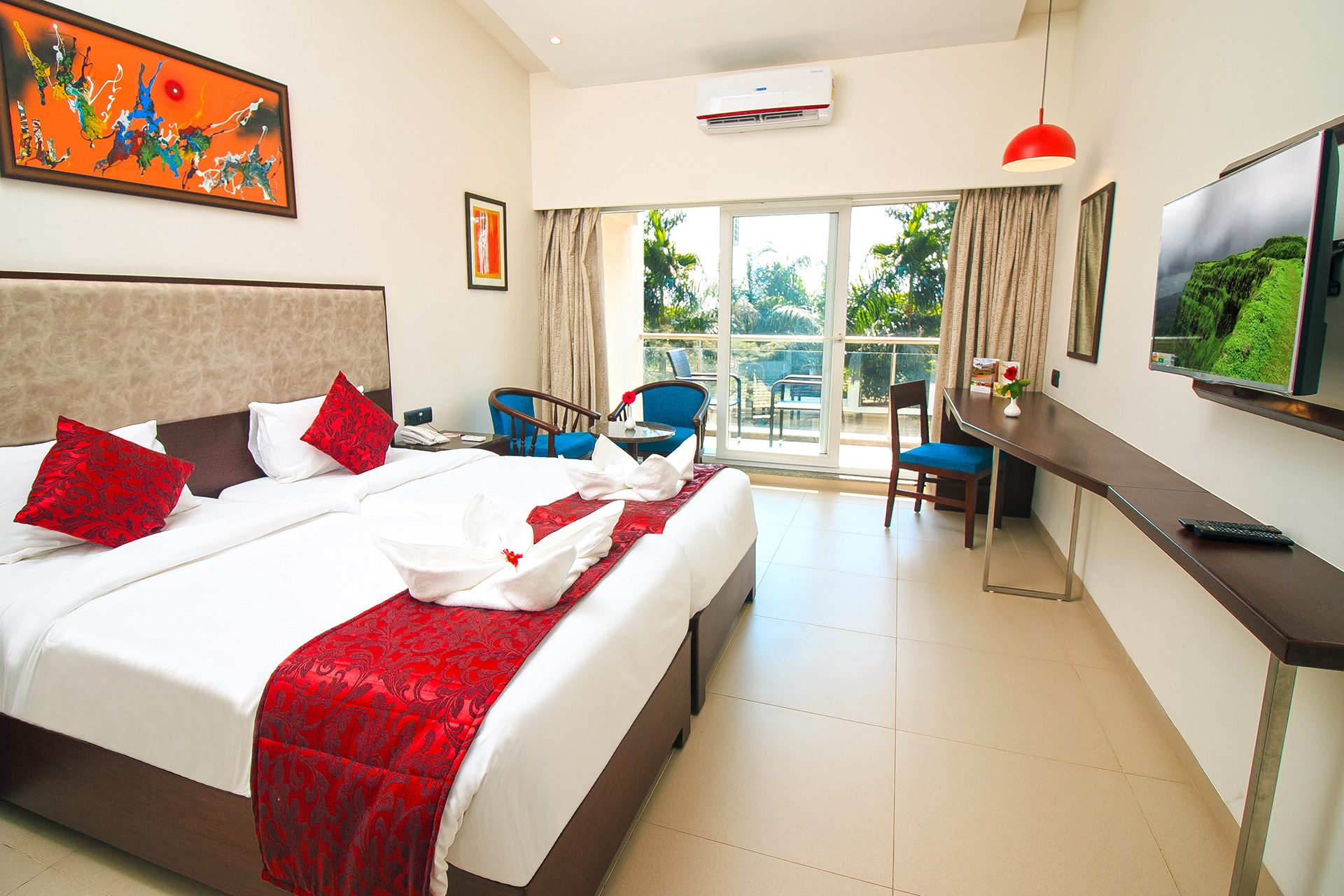 Garden View Deluxe Room with Balcony 1