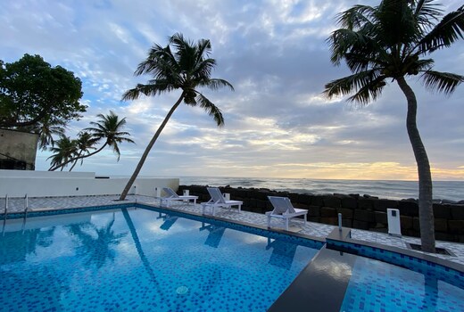 Breakwater Resort by Z Vacations 