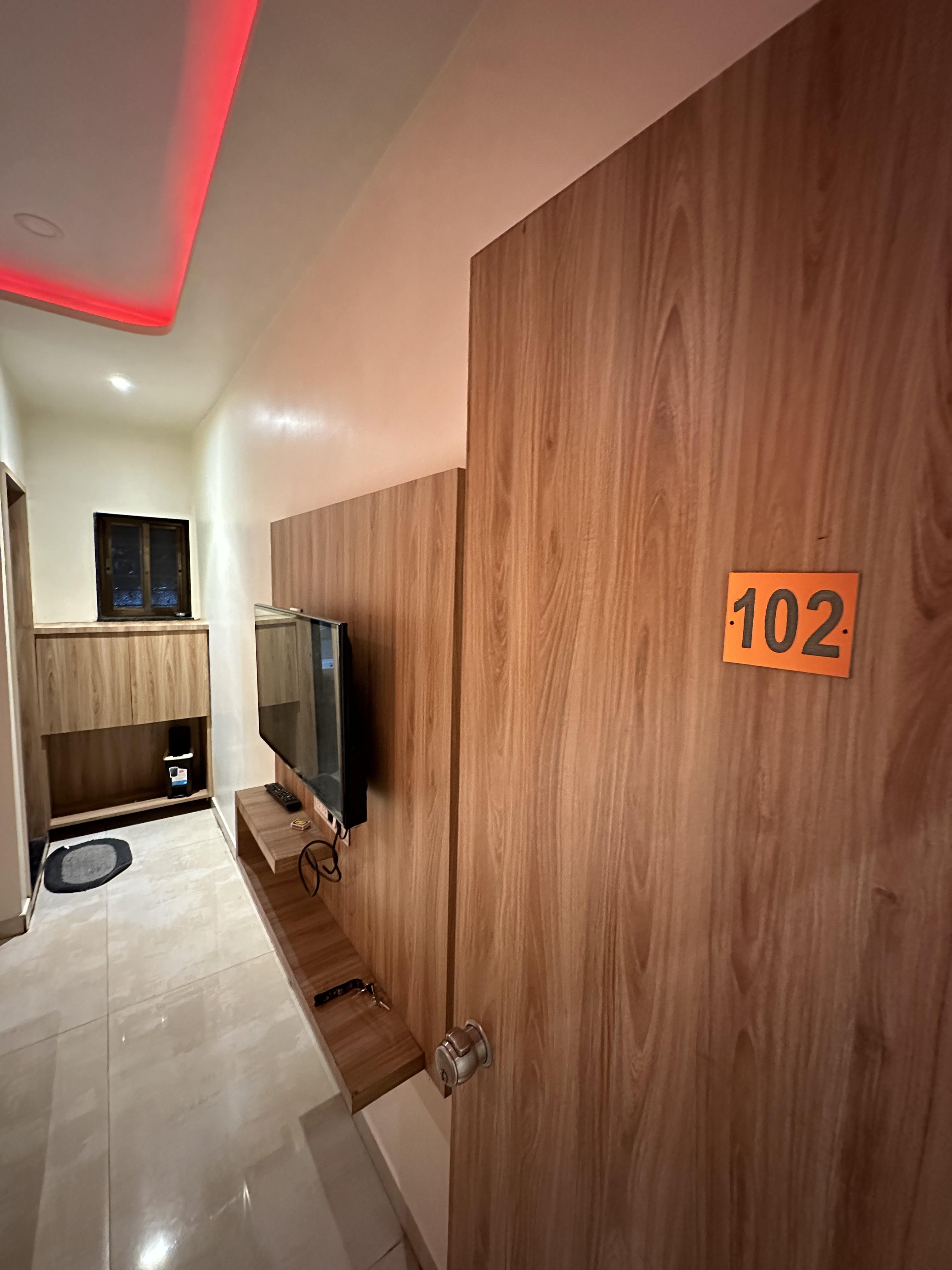 Hotel Isha