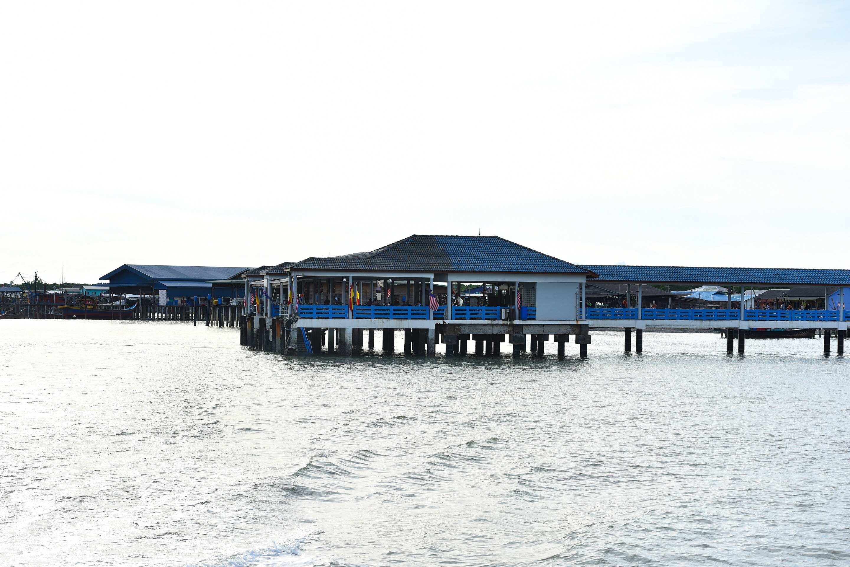 OYO 90627 Pulau Ketam Inn - Tap to explore photos