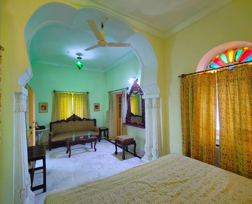 Palkiya Haveli - Tap to explore photos
