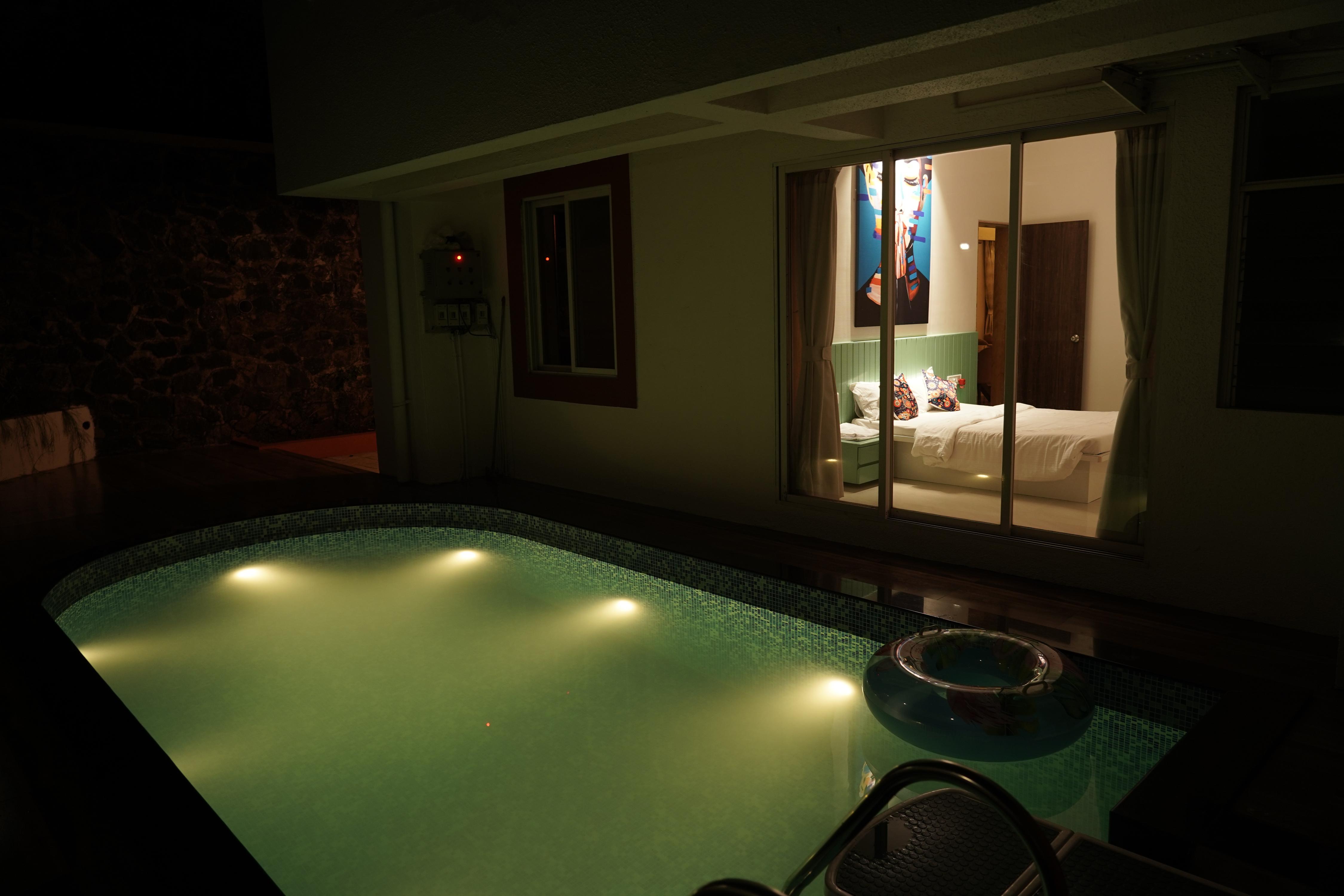 Royal Oaks Villa Lonavala - Tap to explore photos